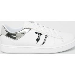 Trussardi Jeans - Buty. Białe buty sportowe damskie Trussardi Jeans, bez wzorów, z jeansu, sportowe. W wyprzedaży za 299,90 zł.