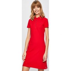 Tommy Hilfiger - Sukienka. Niebieskie sukienki damskie TOMMY HILFIGER, na co dzień, s, bez wzorów, z elastanu, casualowe, bez kołnierzyka, z krótkim rękawem, krótkie, mini, proste. Za 449,90 zł.