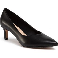 Półbuty CLARKS - Laina55 Court 261489044 Black Leather. Czarne półbuty damskie Clarks, bez wzorów, ze skóry, bez obcasa, na obcasie, bez zapięcia. Za 429,00 zł.