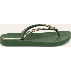 Ipanema - Japonki. Czarne klapki damskie Ipanema, bez wzorów, z gumy, bez obcasa, na obcasie. W wyprzedaży za 59,90 zł.