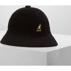 Kapelusze damskie: Kangol BERMUDA CASUAL Kapelusz black/gold