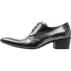 Jeffery West SYLVIAN 3 EYE POINT STACK HEEL DERBY Oksfordki black/silver. Szare półbuty męskie Jeffery West, bez wzorów, ze skóry, na sznurówki. Za 959,00 zł.