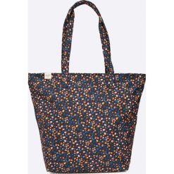 Herschel - Torebka Mica. Czarne torebki klasyczne damskie marki Herschel, bez wzorów, z poliesteru, casualowe, na ramię, duże, bez dodatków. W wyprzedaży za 179,90 zł.