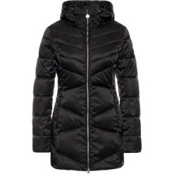 Kurtka puchowa EA7 Emporio Armani 6GTK06 TN05Z 1200. Czarne kurtki damskie EA7 Emporio Armani, s, bez wzorów, z poliesteru, bez kaptura. W wyprzedaży za 589,00 zł.