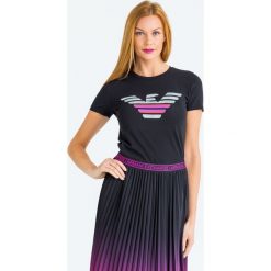 T-SHIRT emporio armani. Białe t-shirty damskie Emporio Armani, bez wzorów, z materiału, bez kołnierzyka. Za 369,00 zł.