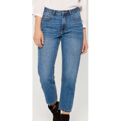 Jeansy mom fit - Niebieski. Niebieskie jeansy damskie Mohito, bez wzorów, z jeansu. Za 119,99 zł.