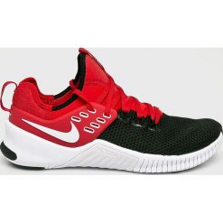 Nike - Buty Metcon Free. Czerwone buty sportowe męskie Nike, z gumy, na sznurówki. W wyprzedaży za 429,90 zł.