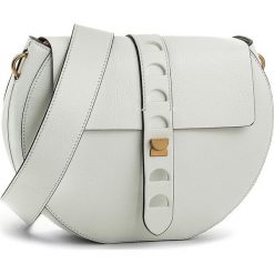 Torebka COCCINELLE - BO0 Carousel E1 BO0 12 01 01 Blanche 010. Białe listonoszki damskie marki Coccinelle, ze skóry. W wyprzedaży za 819,00 zł.