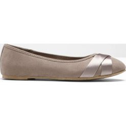 Baleriny bonprix brunatny. Pomarańczowe baleriny damskie bonprix, bez wzorów, bez obcasa. Za 37,99 zł.