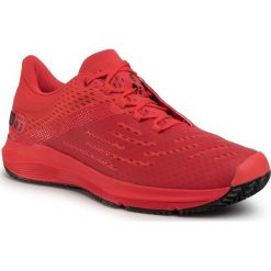 Buty WILSON - Kaos 3.0 WRS326120 Infrared/Infrared/Black. Czerwone buty sportowe męskie Wilson, z tworzywa sztucznego, bez zapięcia, tenisowe. Za 569,00 zł.