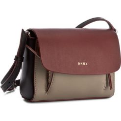 Torebka DKNY - Greenwich Smooth R461590201 Scr S Cl Black 946. Czerwone listonoszki damskie DKNY, bez wzorów, ze skóry, bez dodatków. W wyprzedaży za 479,00 zł.