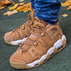 Buty Air More Uptempo '96 PRM "Flax" (AA4060-200). Białe buty skate męskie Nike, z gumy. Za 599,99 zł.