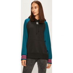 Adidas Originals - Bluza. Czarne bluzy damskie adidas Originals, bez wzorów, z bawełny, bez rękawów, z kapturem. W wyprzedaży za 229,90 zł.