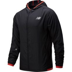 NEW BALANCE > MJ01238BRD. Pomarańczowe kurtki sportowe męskie New Balance, xl, bez wzorów, z nylonu, długie, bez kaptura, do biegania. Za 399,99 zł.