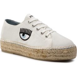 Espadryle CHIARA FERRAGNI - CF2295 Semiblanc. Białe espadryle damskie Chiara Ferragni, bez wzorów, ze skóry, bez obcasa, na koturnie. W wyprzedaży za 629,00 zł.