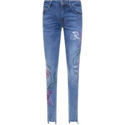 Jeansy Skinny Fit Guess Sexy Curve W02AJ3 D3ZT3. Niebieskie jeansy damskie Guess. Za 699,00 zł.