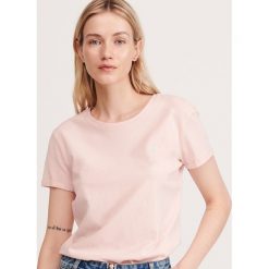 T-shirt z napisem - Różowy. Różowe t-shirty damskie Reserved, s, z napisami, bez kołnierzyka. Za 24,99 zł.