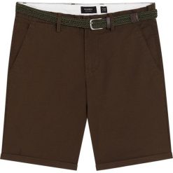 Bermudy z paskiem. Brązowe bermudy męskie marki Pull&Bear, m. Za 89,90 zł.