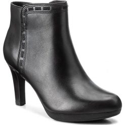Botki CLARKS - Adriel Sadie 261293574 Black Leather. Czarne botki damskie skórzane Clarks. W wyprzedaży za 259,00 zł.