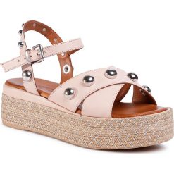 Espadryle INUOVO - 117024 Blush. Różowe espadryle damskie Inuovo, bez wzorów, ze skóry, bez obcasa. W wyprzedaży za 299,00 zł.