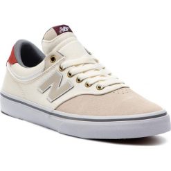 Tenisówki NEW BALANCE - NM255GLD Beżowy. Brązowe półbuty męskie New Balance, bez wzorów, z zamszu, eleganckie, bez zapięcia. Za 329,99 zł.