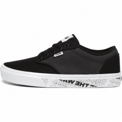 Vans Męskie tenisówki MN Atwood OTW 43 czarne. Czarne trampki męskie Vans, z napisami, z gumy, eleganckie, bez zapięcia. Za 279,00 zł.