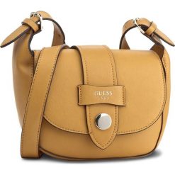 Torebka GUESS - Shane Mini-Bag HWVG67 83780 TOP. Żółte listonoszki damskie Guess, z aplikacjami. Za 549,00 zł.