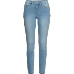 Dżinsy Super Skinny bonprix niebieski "bleached”. Niebieskie jeansy damskie bonprix, bez wzorów, z jeansu. Za 109,99 zł.