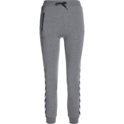 Hummel PANTS Spodnie treningowe medium melange. Szare spodnie chłopięce marki Hummel, z bawełny. Za 169,00 zł.