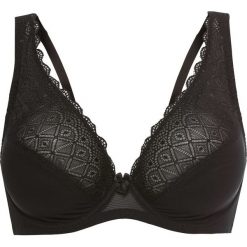 Biustonosz bonprix czarny. Czarne biustonosze bardotka bonprix, w koronkowe wzory, z koronki. Za 44,99 zł.