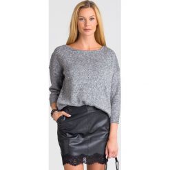 SWETER PATRIZIA PEPE. Szare swetry damskie Patrizia Pepe, l, z aplikacjami, z materiału, bez rękawów, bez kaptura. Za 989,00 zł.