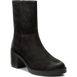 Botki VAGABOND - Tilda 4216-141-20 Black. Czarne buty zimowe damskie Vagabond, z materiału, na obcasie. W wyprzedaży za 349,00 zł.