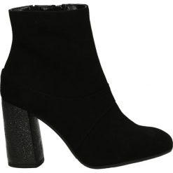 Botki - 5369 CAM NERO. Czarne botki damskie zamszowe marki Venezia. Za 249,00 zł.