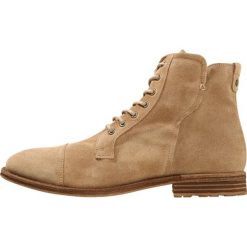 ALDO KAORERIA Botki sznurowane beige. Brązowe botki męskie ALDO, z materiału, na sznurówki. Za 669,00 zł.
