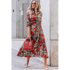 Sukienka MAGDALENA. Sukienki damskie Sukienka MAGDALENA, s, bez wzorów, bez kołnierzyka, bez rękawów, długie. W wyprzedaży za 119,00 zł.