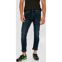 Pepe Jeans - Jeansy Track. Niebieskie jeansy męskie regular Pepe Jeans. W wyprzedaży za 299,90 zł.