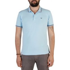 Emporio Armani koszulka polo męska XL jasnoniebieska. Niebieskie koszulki męskie Emporio Armani, xl, bez wzorów, z krótkim rękawem. Za 475,00 zł.