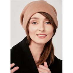 Czapka wełniana orzechowa beż. Brązowe czapki damskie Marie Zélie, w paski, z bawełny. Za 167,00 zł.