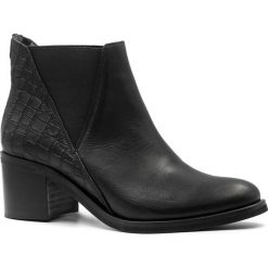 Czarne skórzane botki na klocku w cholewce gumka 274B. Czarne botki damskie Neścior, ze skóry, eleganckie, bez obcasa, na obcasie, bez zapięcia. W wyprzedaży za 289,00 zł.