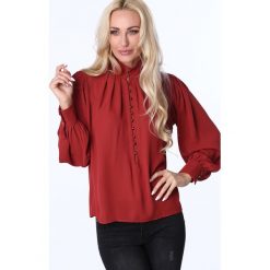 Koszula zapinana pod szyję ruda MP28540. Czerwone bluzki damskie Fasardi, xl, bez wzorów, bez kołnierzyka, bez rękawów. Za 63,20 zł.