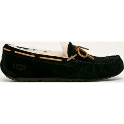 UGG - Mokasyny Dakota. Szare mokasyny damskie Ugg, bez wzorów, z wełny, z okrągłym noskiem, bez obcasa, na obcasie, bez zapięcia. Za 469,90 zł.