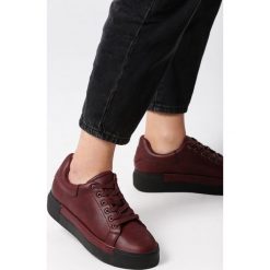 Bordowe Creepersy Laila. Czerwone buty sportowe damskie Born2be, bez wzorów, sportowe. Za 59,99 zł.