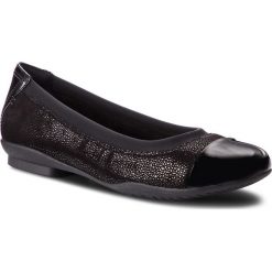 Baleriny CLARKS - Neenah Garden 261288604 Black Nubuck. Czarne baleriny damskie Clarks, bez wzorów, ze skóry ekologicznej, klasyczne, bez obcasa. W wyprzedaży za 229,00 zł.