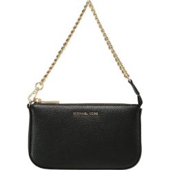 MICHAEL Michael Kors Kopertówka black. Czarne puzderka MICHAEL Michael Kors. Za 399,00 zł.