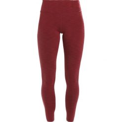 Legginsy: Manduka ESSENTIAL Legginsy ruby