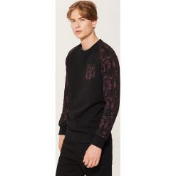 Bluzy męskie: Bluza z motywem roślinnym - Czarny