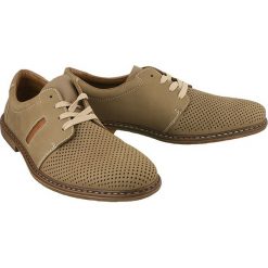 RIEKER 13408-64 beige, półbuty męskie. Brązowe półbuty męskie Rieker, bez wzorów, ze skóry, bez zapięcia. W wyprzedaży za 106,00 zł.