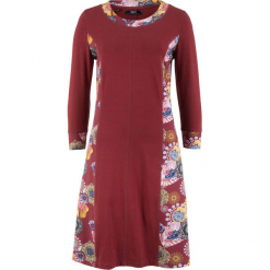 Sukienka shirtowa z rękawami 3/4 bonprix czerwony kasztanowy z nadrukiem. Czerwone sukienki damskie bonprix, z nadrukiem, bez kołnierzyka, bez rękawów. Za 89,99 zł.