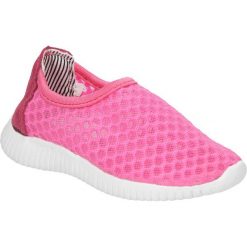 Sportowe casu n-40. Buty dziewczęce sportowe Casu, bez wzorów, bez zapięcia. Za 49,99 zł.