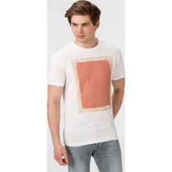 Pepe Jeans Philipe Koszulka Biały. Białe podkoszulki męskie Pepe Jeans, l, z nadrukiem, z bawełny, z krótkim rękawem. Za 152,95 zł.